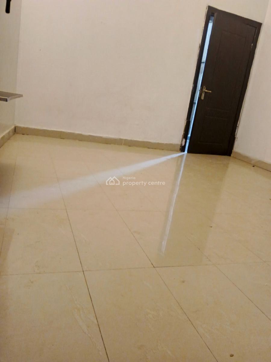Clean Beautiful Cheap Shared Apartment, Cluster 1 Estate, Lekki County, Ikota, Lekki, Lagos, Self Contain (single Rooms) for Rent