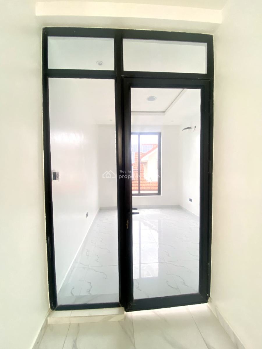 5 Bedroom Fully Detached Duplex in a Secure Environment, County, Lekki, Lagos, Detached Duplex for Sale