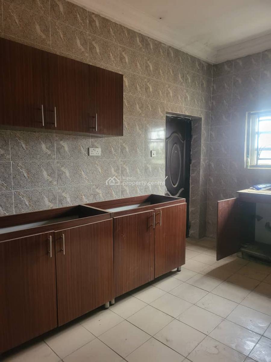 2 Bedroom Flat, Blessed and Precious School Road 1(r), Fha (f.h.a), Lugbe District, Abuja, House for Rent