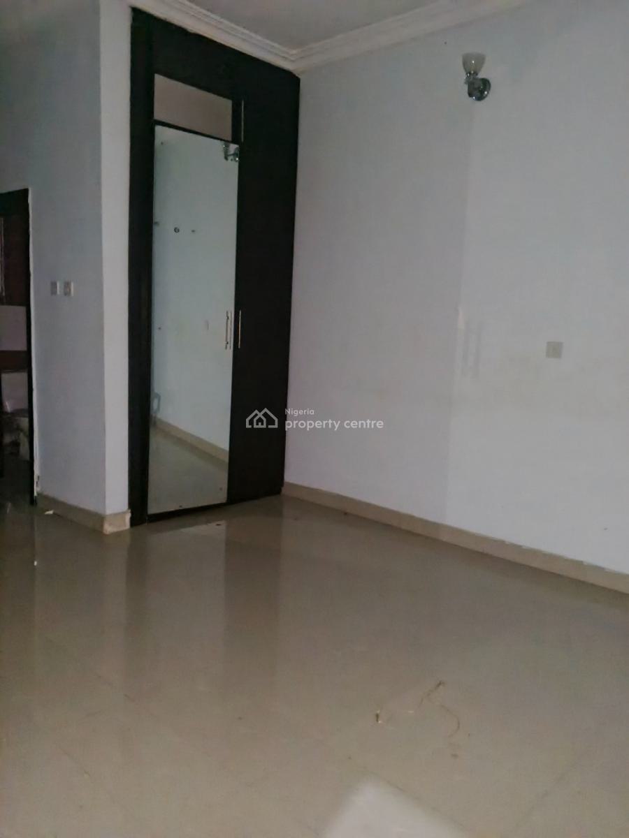 Very Clean Sweet Spacious Shared Apartment Room Upstairs, Lekki County Cluster 1 Estate, Ikota, Lekki, Lagos, Self Contain (single Rooms) for Rent