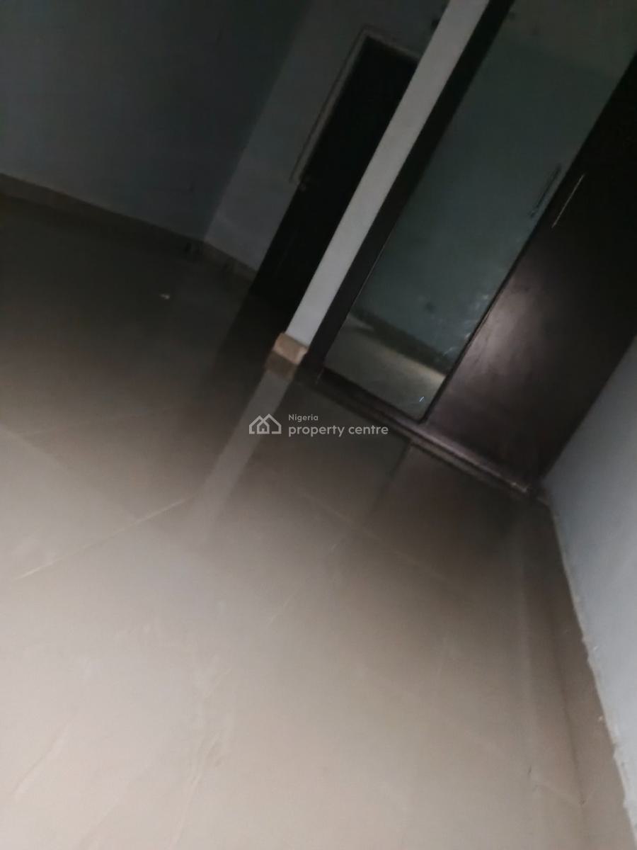 Very Clean Sweet Spacious Shared Apartment Room Upstairs, Lekki County Cluster 1 Estate, Ikota, Lekki, Lagos, Self Contain (single Rooms) for Rent