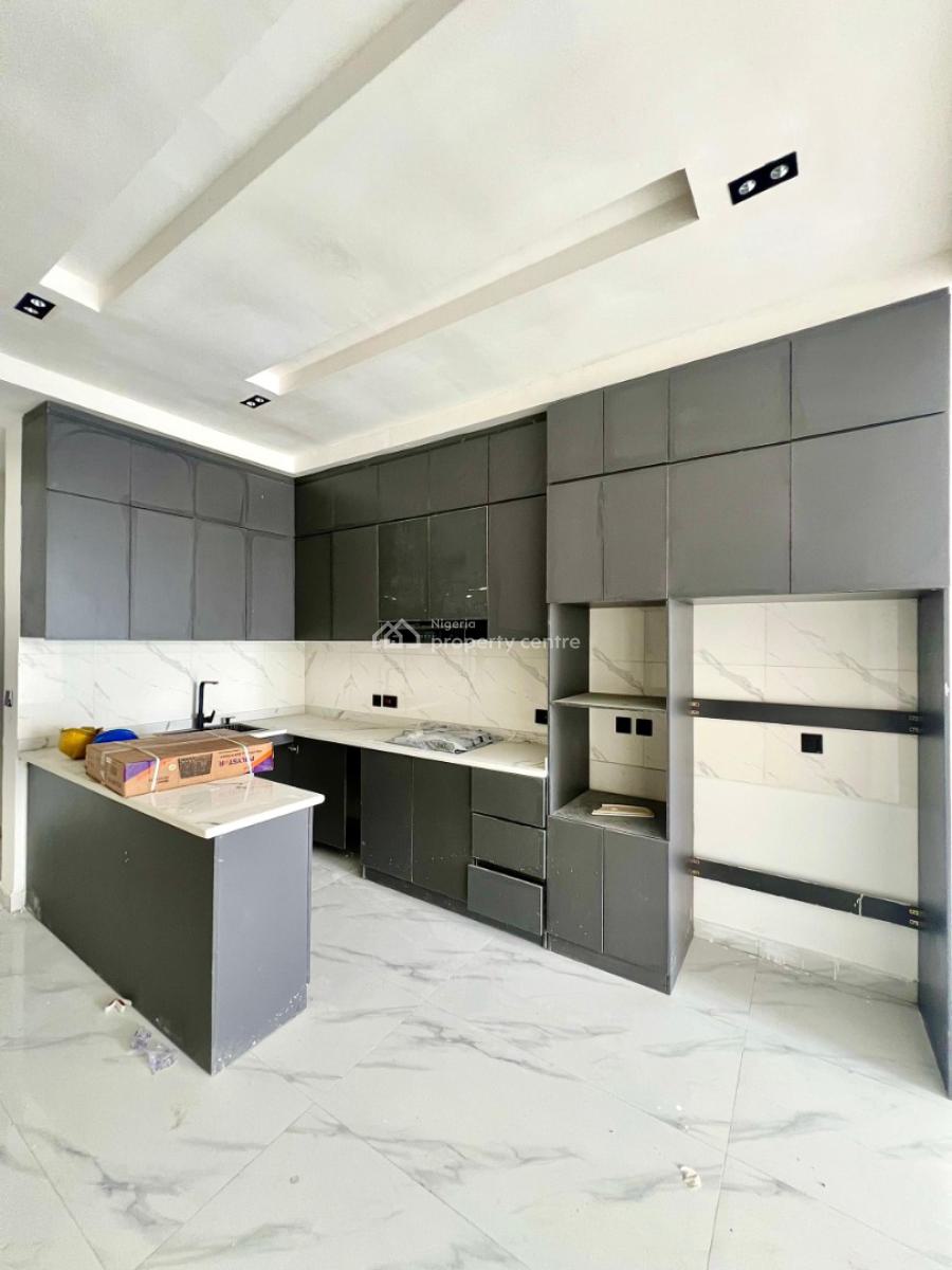 Luxury & Spacious 2 Bedroom Apartment with Elevator and Swimming Pool, Ikate, Lekki, Lagos, Flat / Apartment for Sale