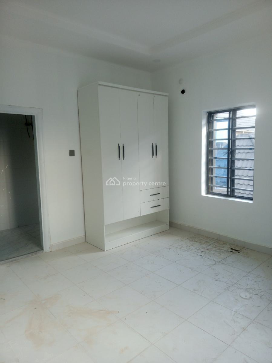 Luxury Newly Built 2 Bedroom Block of Flat, News Engineering, Dawaki, Gwarinpa, Abuja, Flat / Apartment for Rent