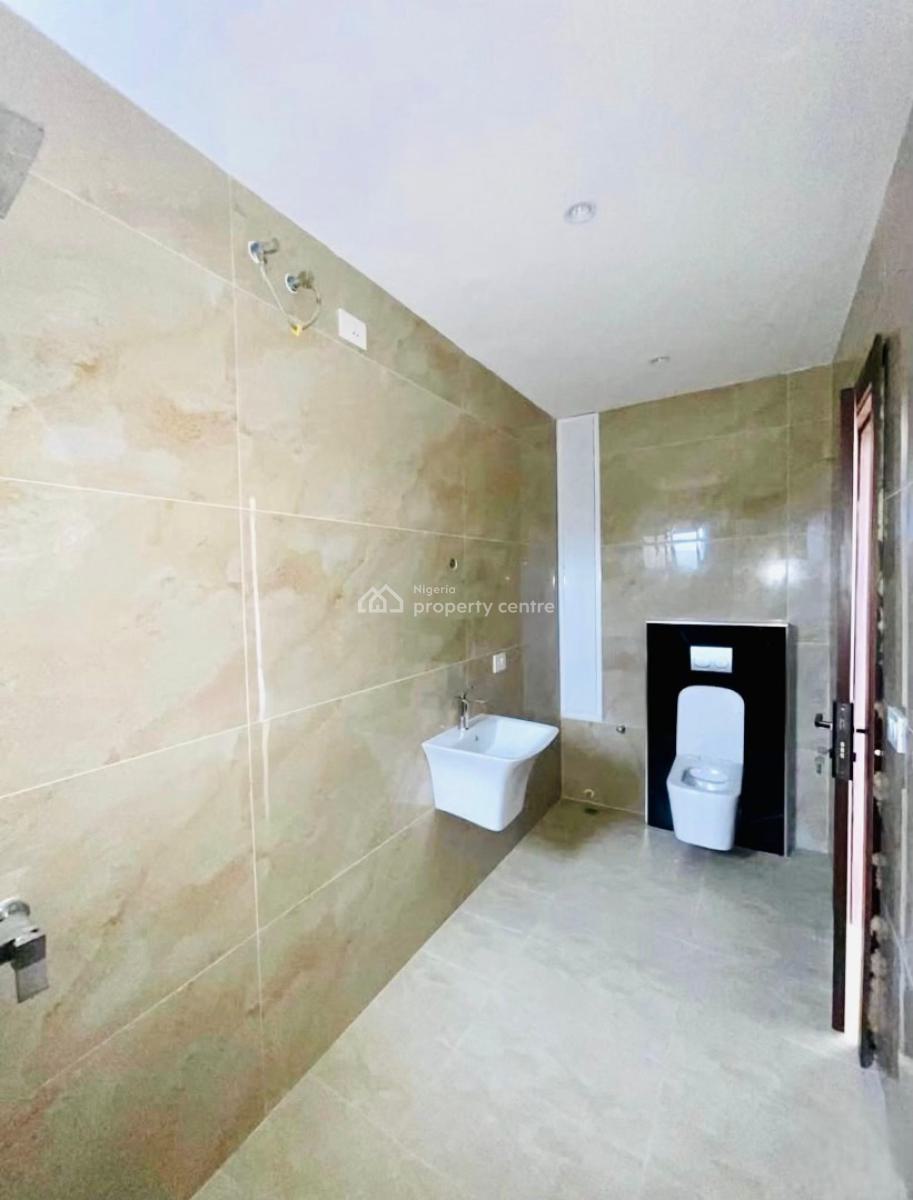 Beautiful 3 Bedroom Flat with Gym and Swimming Pool, Victoria Island (vi), Lagos, Flat / Apartment for Rent
