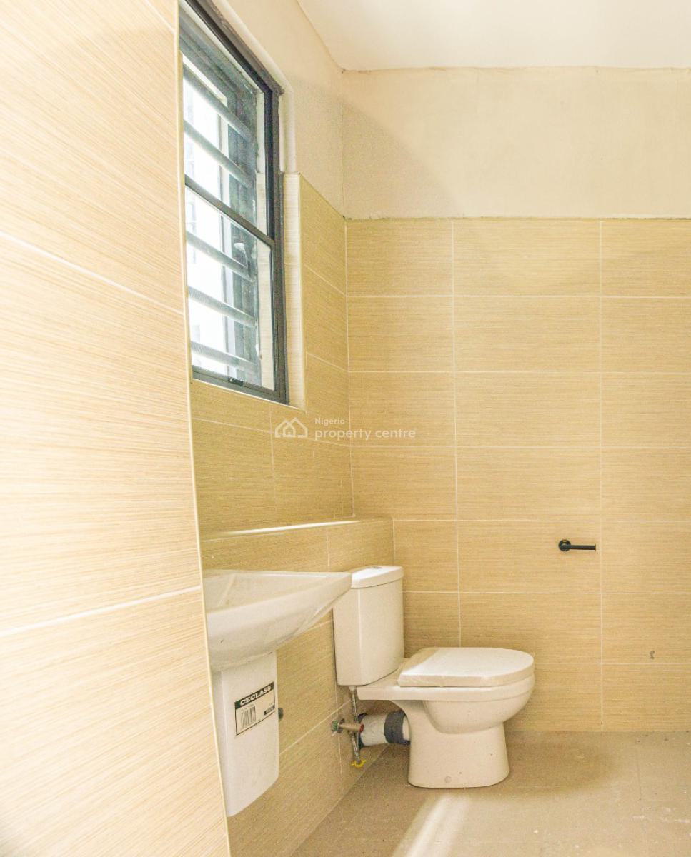 3 Bedroom Flat Apartment, Lekki Phase 1, Lekki, Lagos, Flat / Apartment for Sale