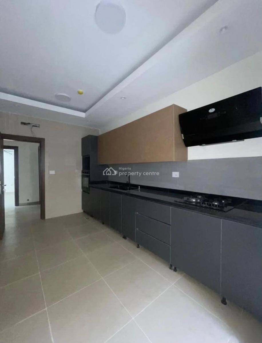 Beautiful 2 Bedroom Flat with Gym and Swimming Pool, Victoria Island (vi), Lagos, Flat / Apartment for Rent