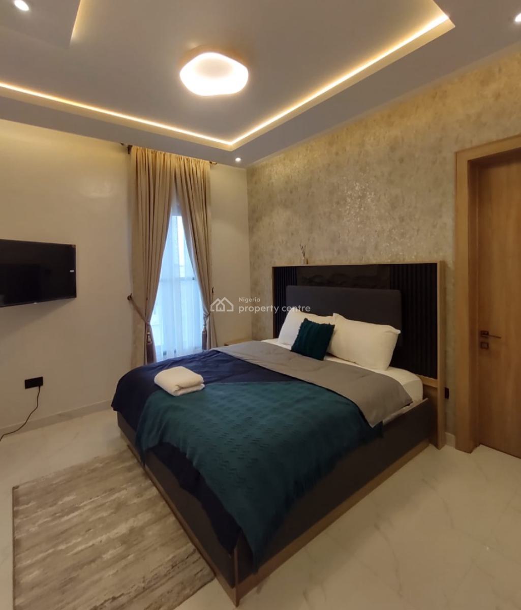 3 Bedroom Apartment, Ikeja Gra, Ikeja, Lagos, Flat / Apartment Short Let