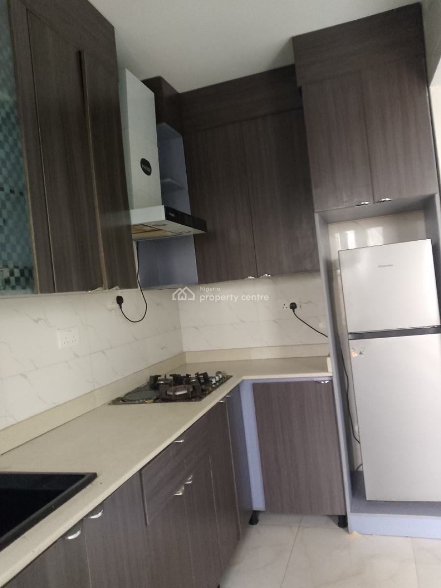 a Spacious and Neat 2 Bedroom Flat, Mobile Road, Ilaje, Ajah, Lagos, Flat / Apartment for Rent