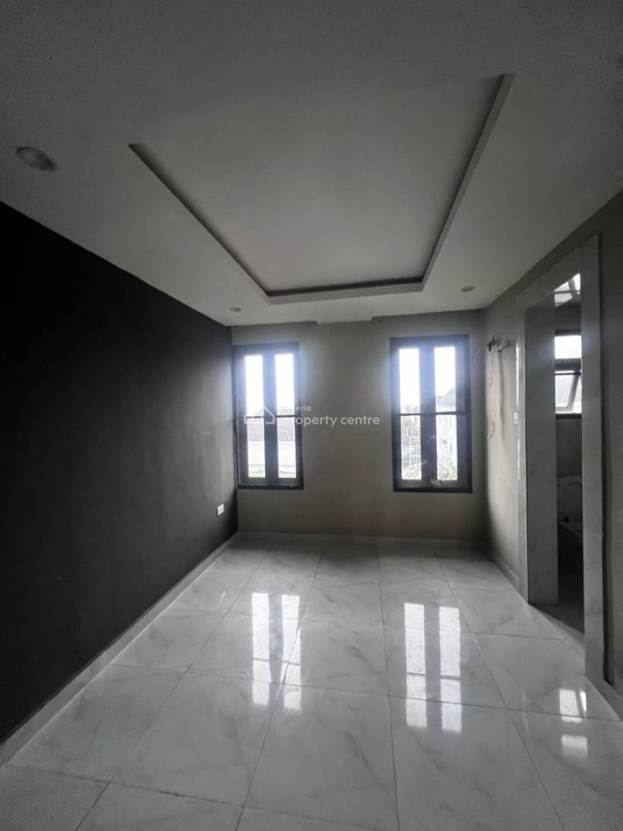 Standard 2 Bedroom Apartment, Ilaje, Ajah, Lagos, Flat / Apartment for Rent