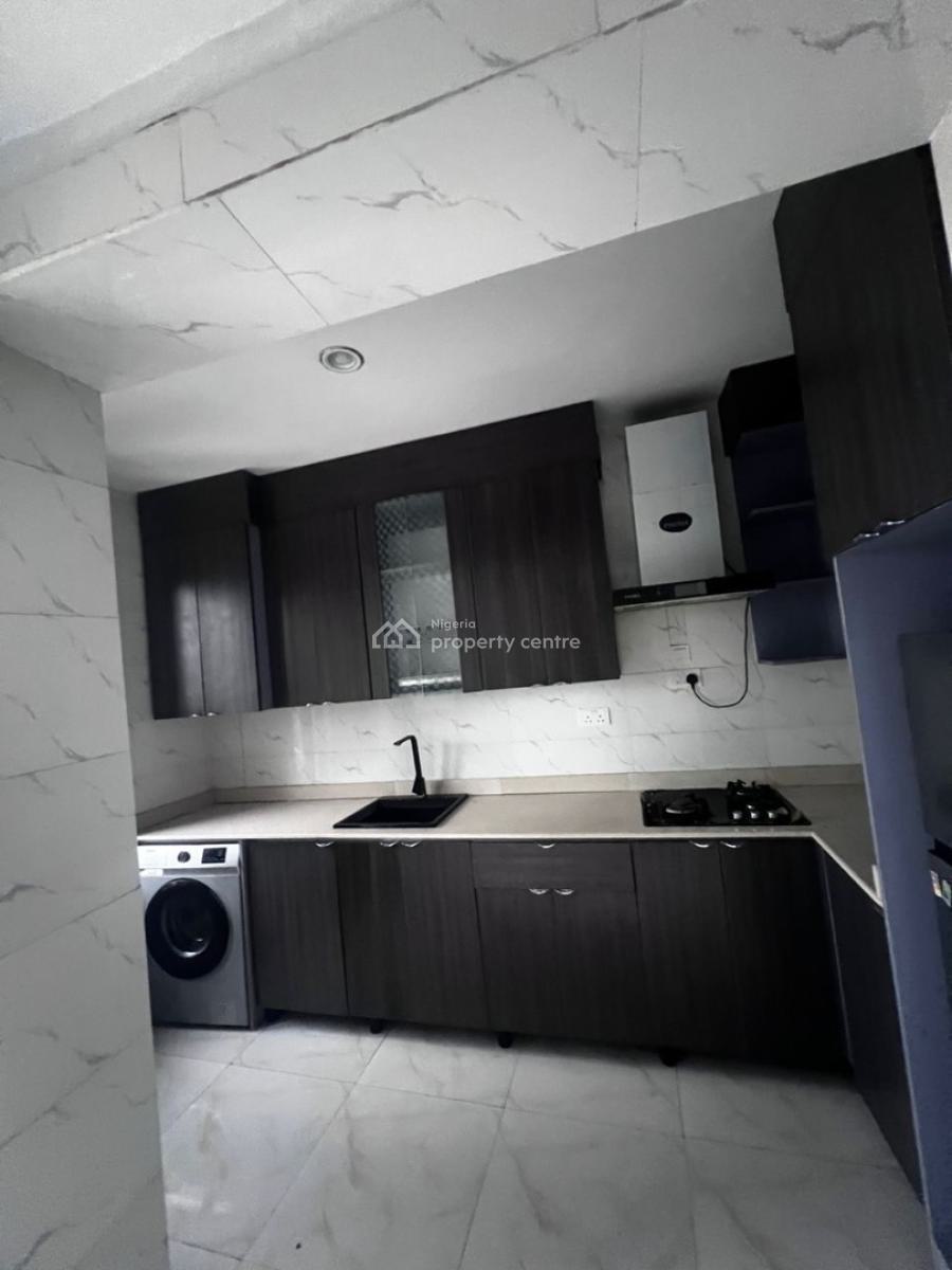 Standard 2 Bedroom Apartment, Ilaje, Ajah, Lagos, Flat / Apartment for Rent