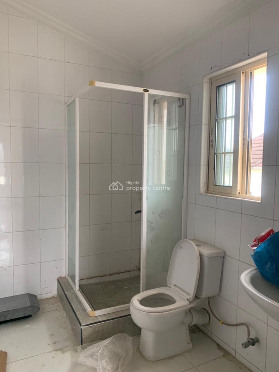 Spacious 5 Bedroom Penthouse Apartment, Off Freedom Way, Lekki Phase 1, Lekki, Lagos, Flat / Apartment for Rent