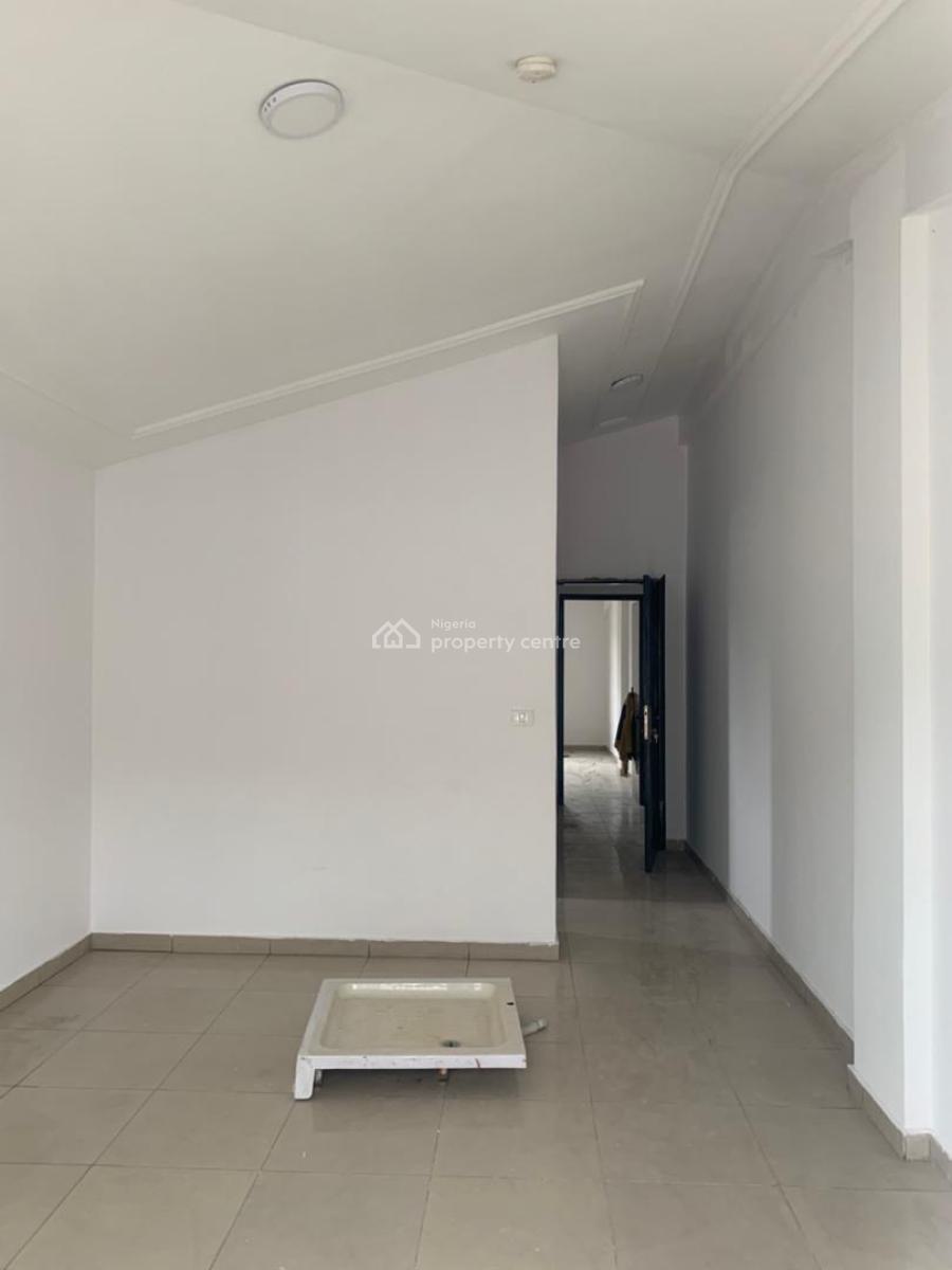 Spacious 5 Bedroom Penthouse Apartment, Off Freedom Way, Lekki Phase 1, Lekki, Lagos, Flat / Apartment for Rent