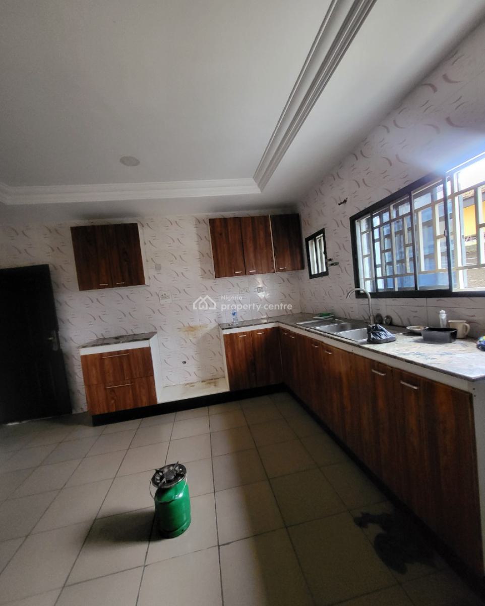 Luxurious Massive 3bedroom Flat, By Grand Pela Hotel, Durumi, Abuja, Flat / Apartment for Rent