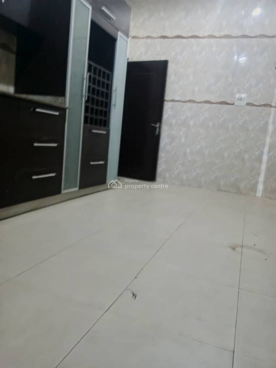 Spacious Room in a Shared Apartment, Lekki County Home, By Ikota, Lekki, Lagos, Ikota, Lekki, Lagos, Self Contain (single Rooms) for Rent
