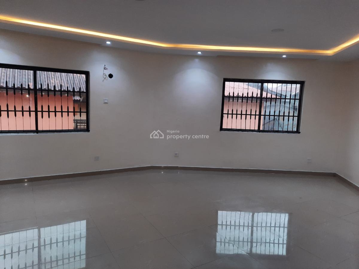 Massively Built 3 Bedroom  Duplex + Garrage, Ikeja Gra, Ikeja, Lagos, Detached Duplex for Rent
