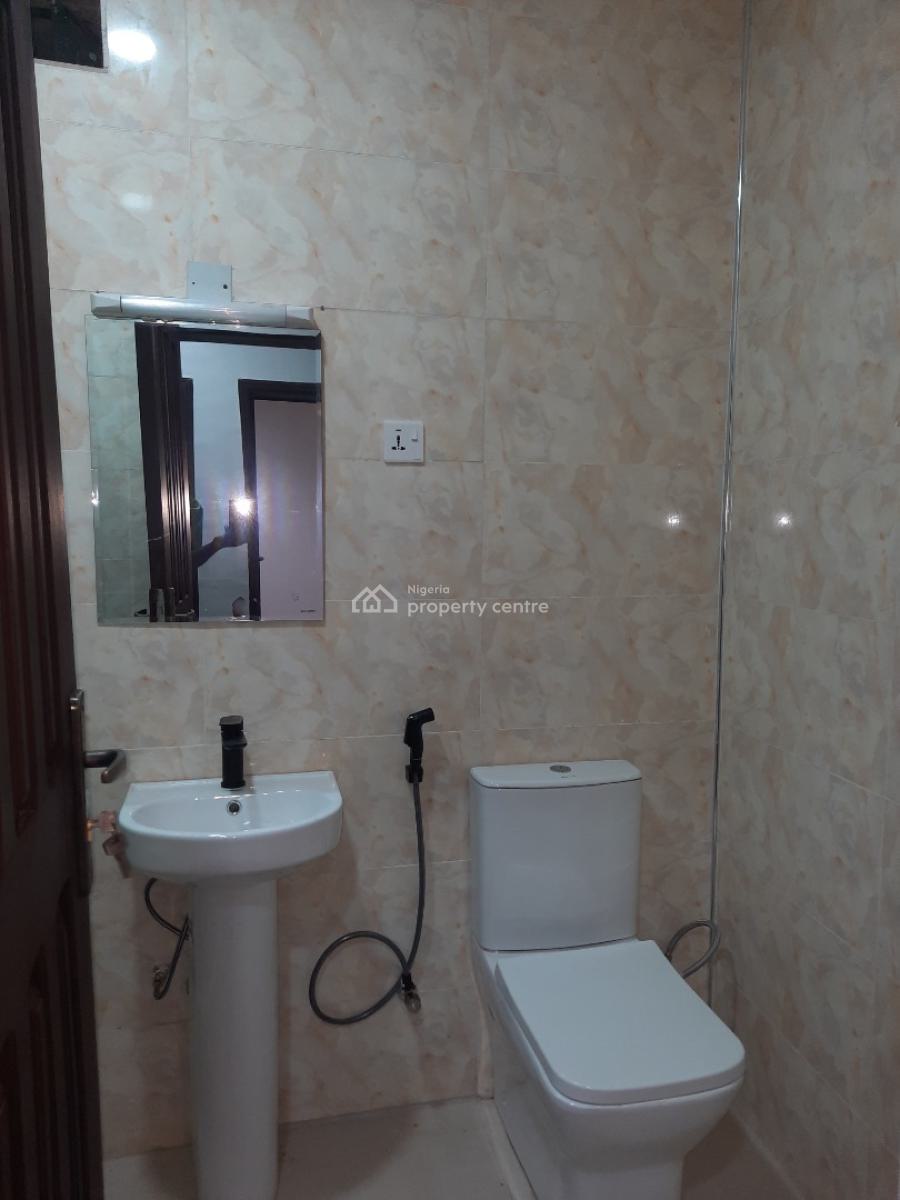 Massively Built 3 Bedroom  Duplex + Garrage, Ikeja Gra, Ikeja, Lagos, Detached Duplex for Rent