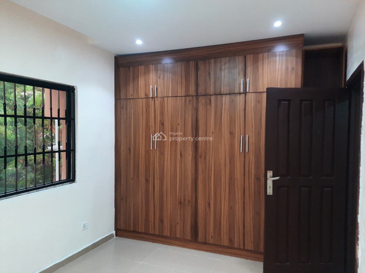 Massively Built 3 Bedroom  Duplex + Garrage, Ikeja Gra, Ikeja, Lagos, Detached Duplex for Rent