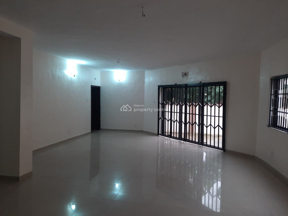 Massively Built 3 Bedroom  Duplex + Garrage, Ikeja Gra, Ikeja, Lagos, Detached Duplex for Rent
