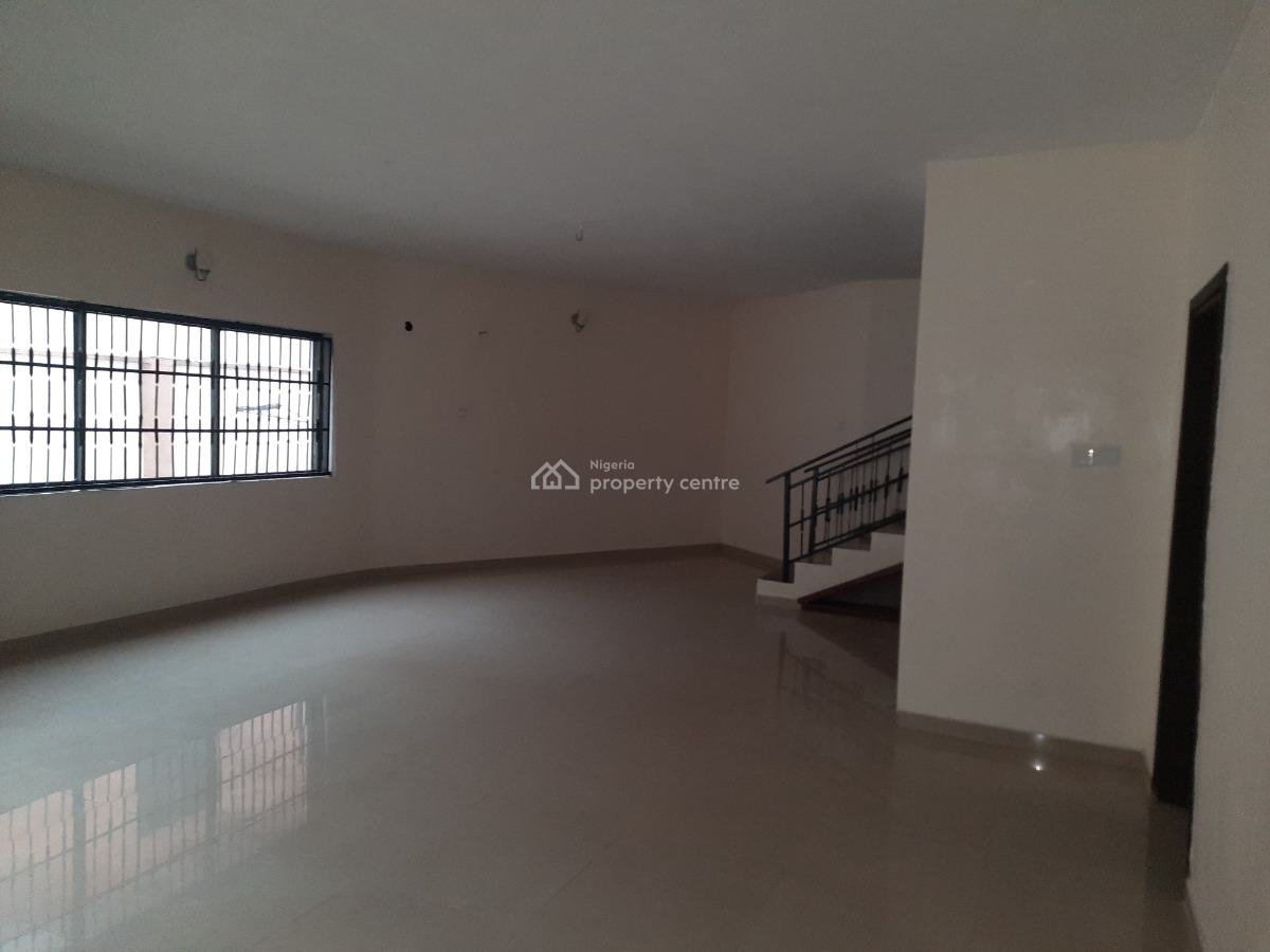 Massively Built 3 Bedroom  Duplex + Garrage, Ikeja Gra, Ikeja, Lagos, Detached Duplex for Rent