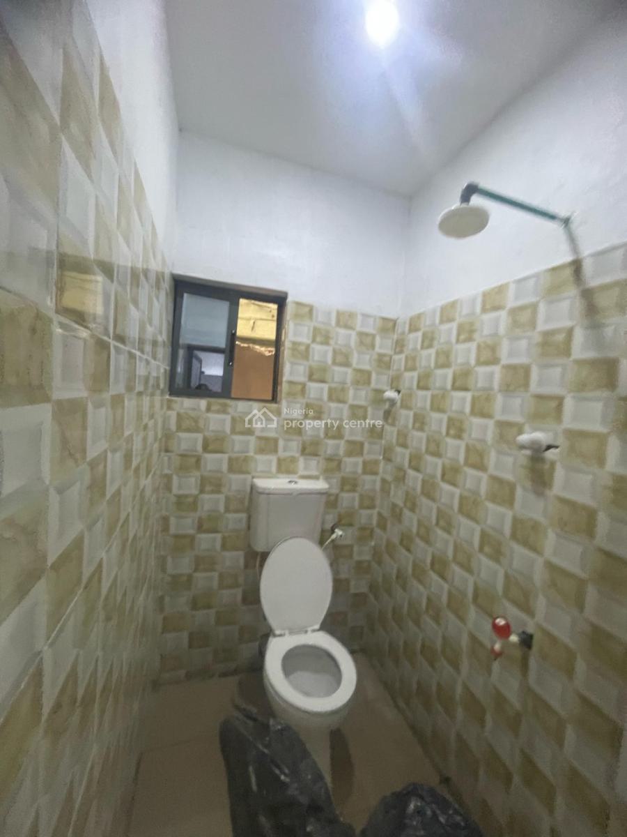 Room Self Contain, Morocco, Shomolu, Lagos, Self Contain (single Rooms) for Rent