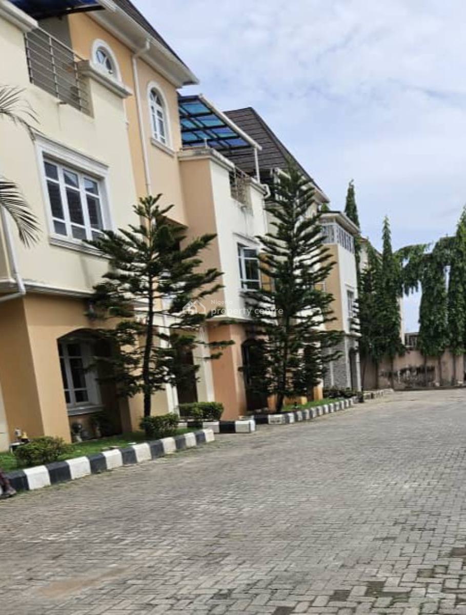 4-bedroom Terraced Duplex, Utako, Abuja, Terraced Duplex for Sale