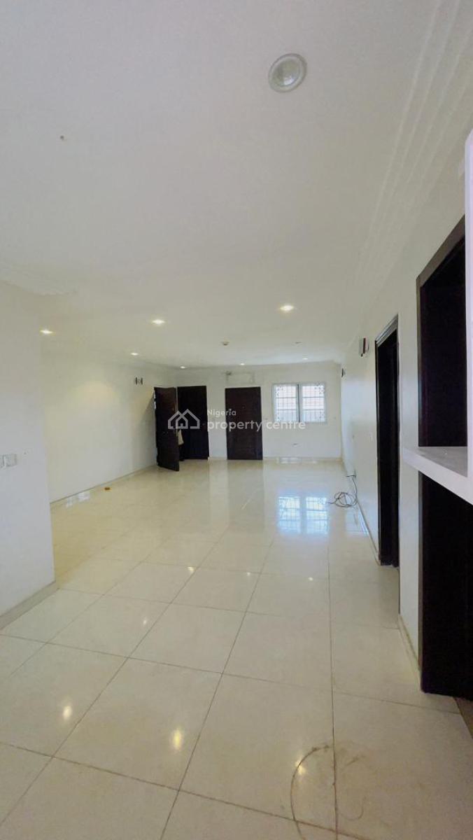Spacious  and Lovely 3 Bedroom Flat, Inside Spring Bay Estate Gbangbanla Street Behind Prime Water Garden, Ikate, Lekki, Lagos, Flat / Apartment for Rent