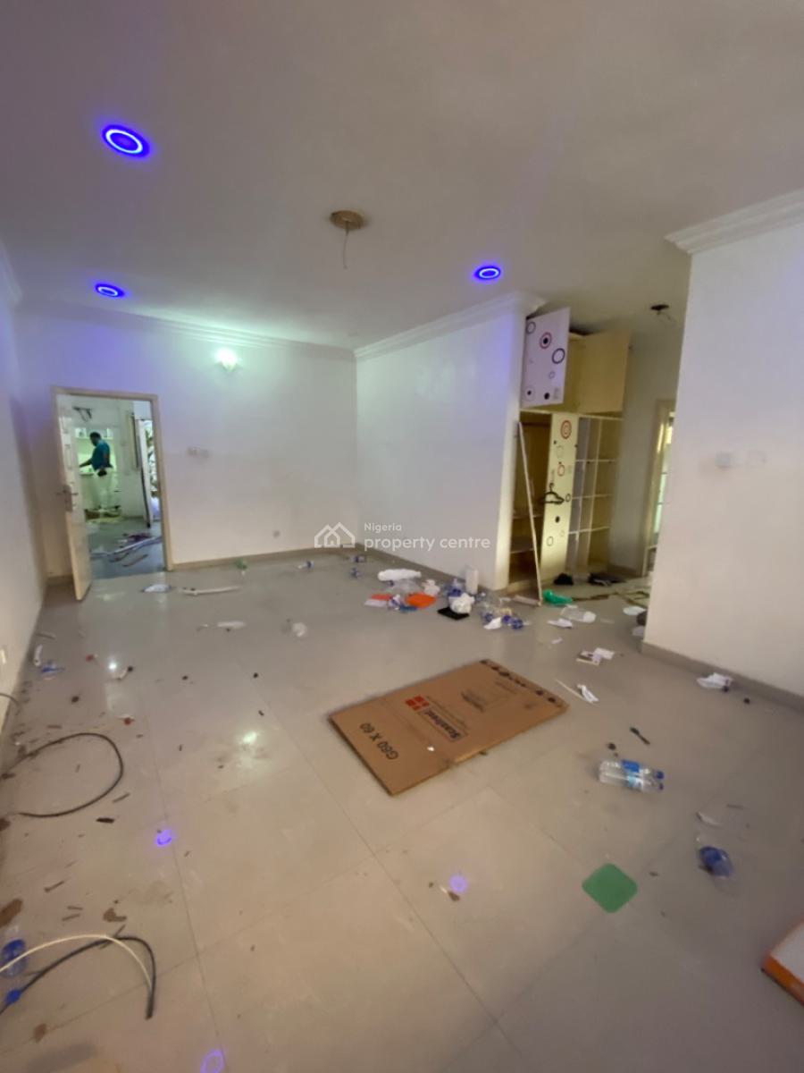 Spacious Mini Flat at Lekki Phase 1, Off Admiralty Way Lekki Phase 1, Lekki Phase 1, Lekki, Lagos, Mini Flat (room and Parlour) for Rent