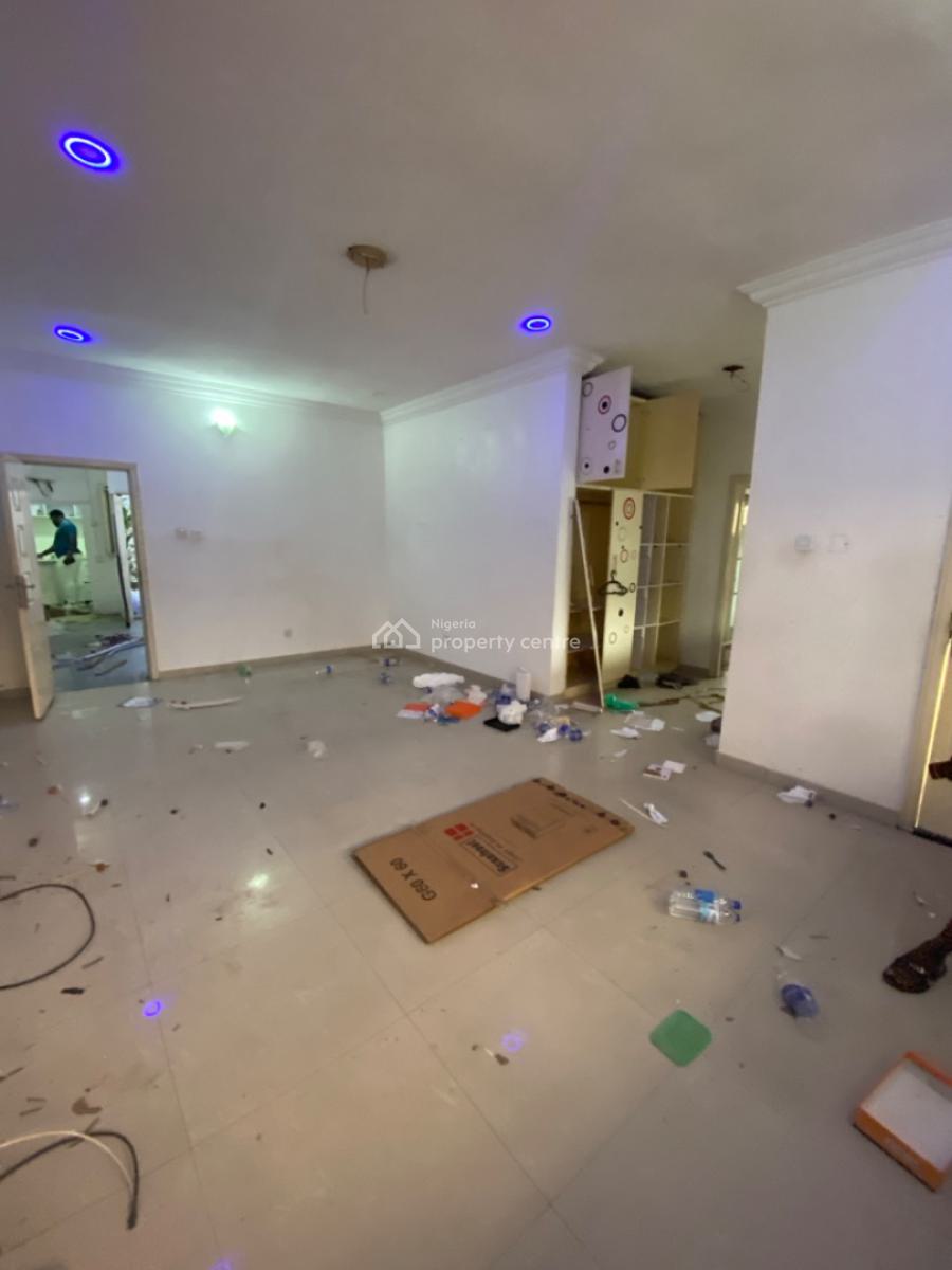 Spacious Mini Flat at Lekki Phase 1, Off Admiralty Way Lekki Phase 1, Lekki Phase 1, Lekki, Lagos, Mini Flat (room and Parlour) for Rent