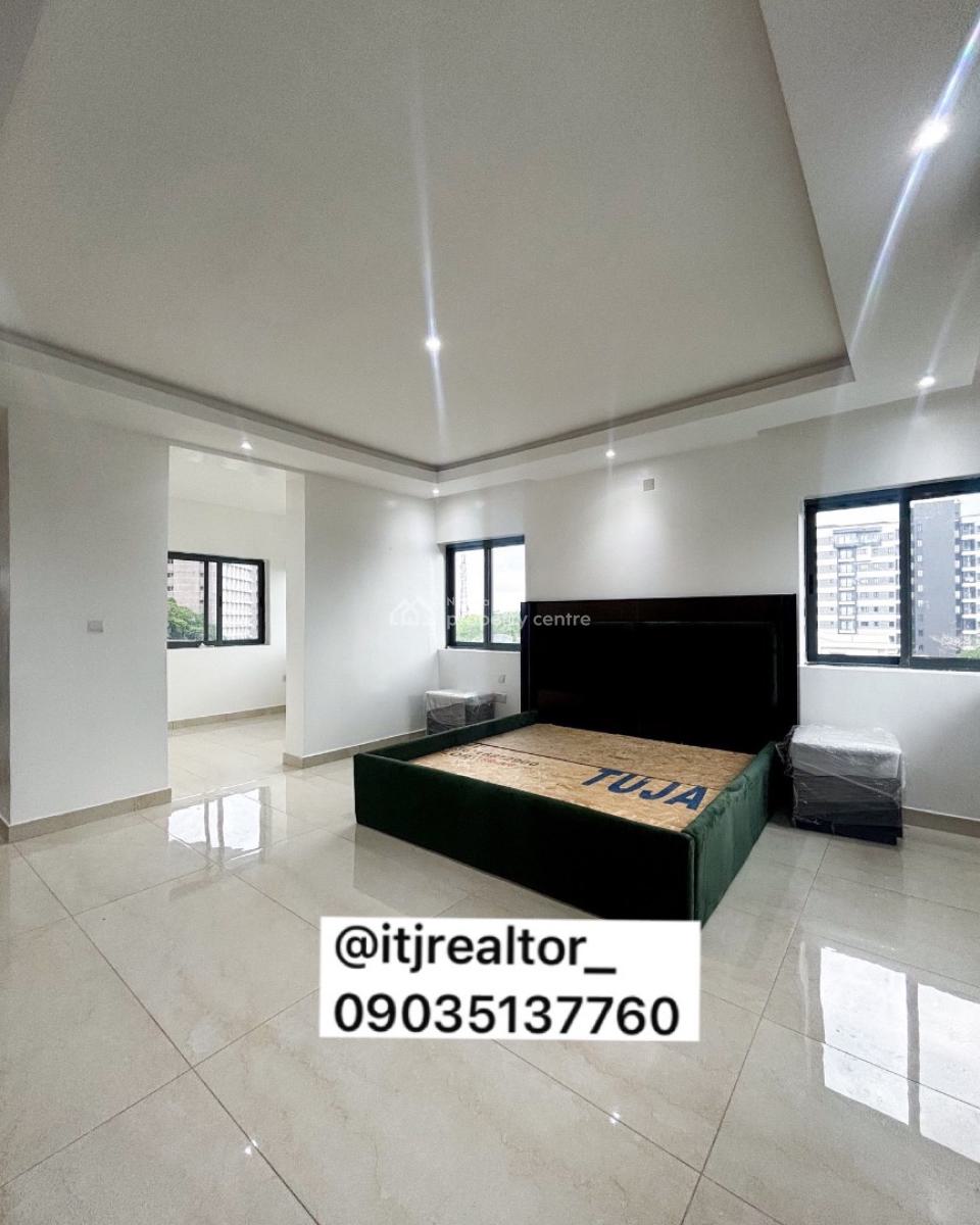 Lovely 3 Bedroom Apartment with Pool, Elevator and Bq, Ikoyi, Lagos, Block of Flats for Sale