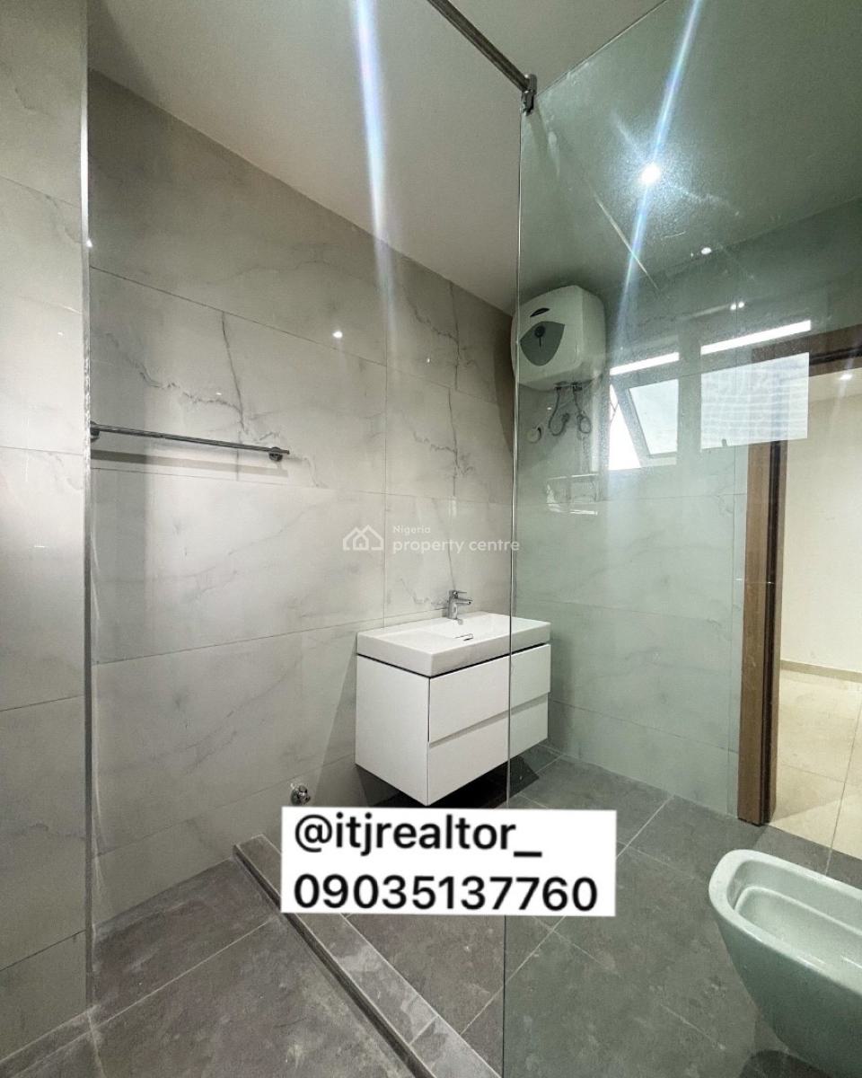 Lovely 3 Bedroom Apartment with Pool, Elevator and Bq, Ikoyi, Lagos, Block of Flats for Sale