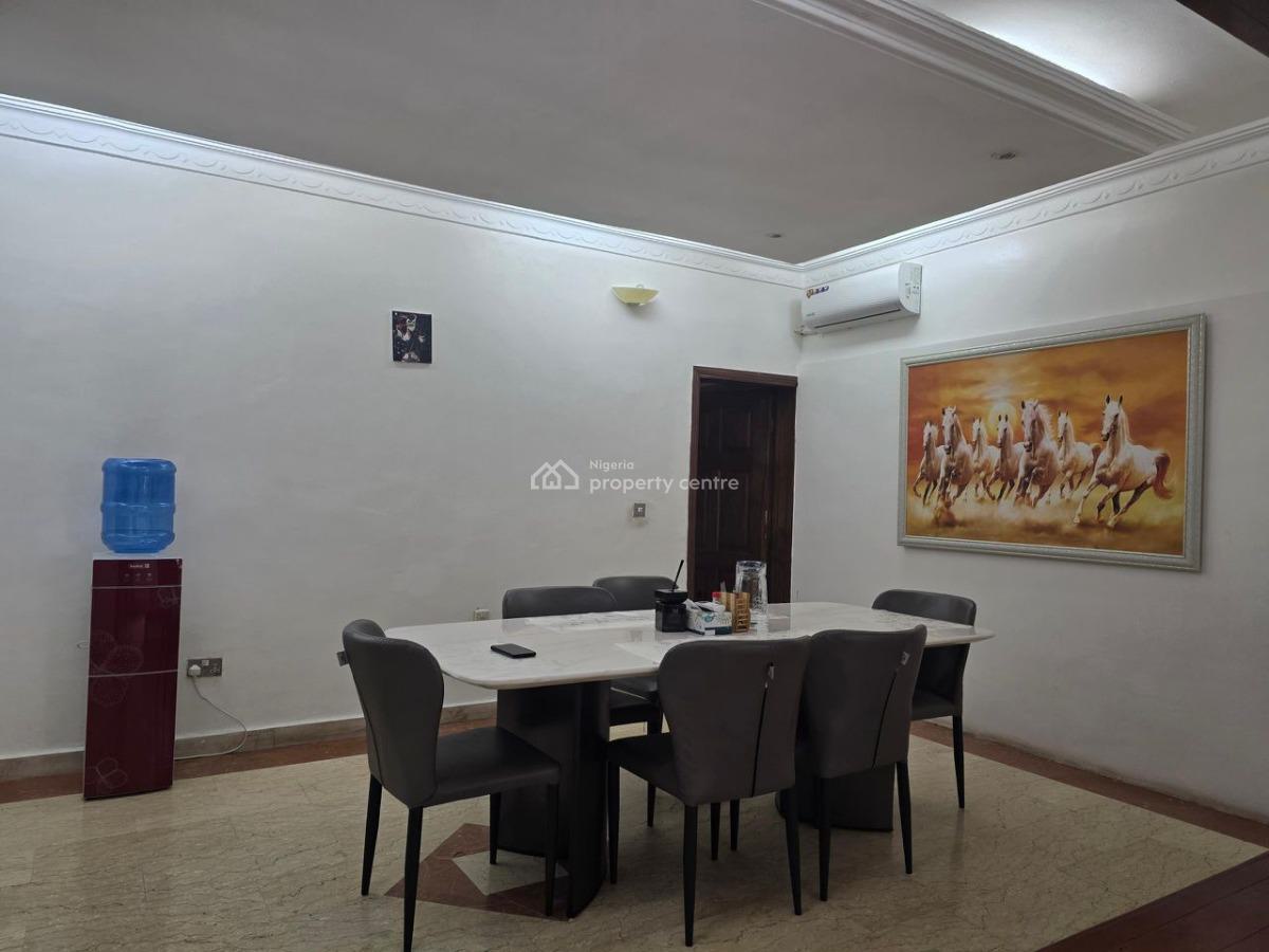 Well Maintained Standard Spacious Ensuit 3 Bedroom Apartment  with Swimming Pool, Parkview, Ikoyi, Lagos, Flat / Apartment for Rent