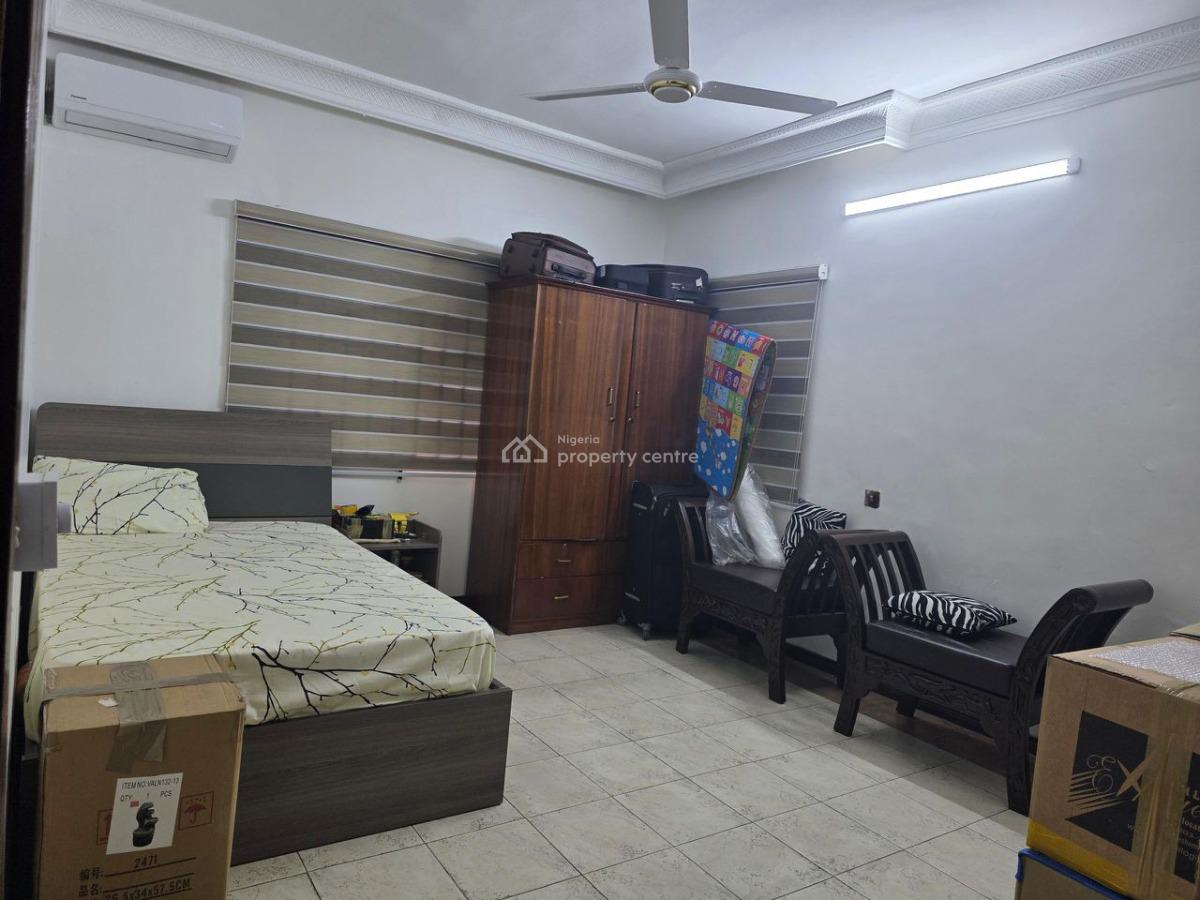 Well Maintained Standard Spacious Ensuit 3 Bedroom Apartment  with Swimming Pool, Parkview, Ikoyi, Lagos, Flat / Apartment for Rent