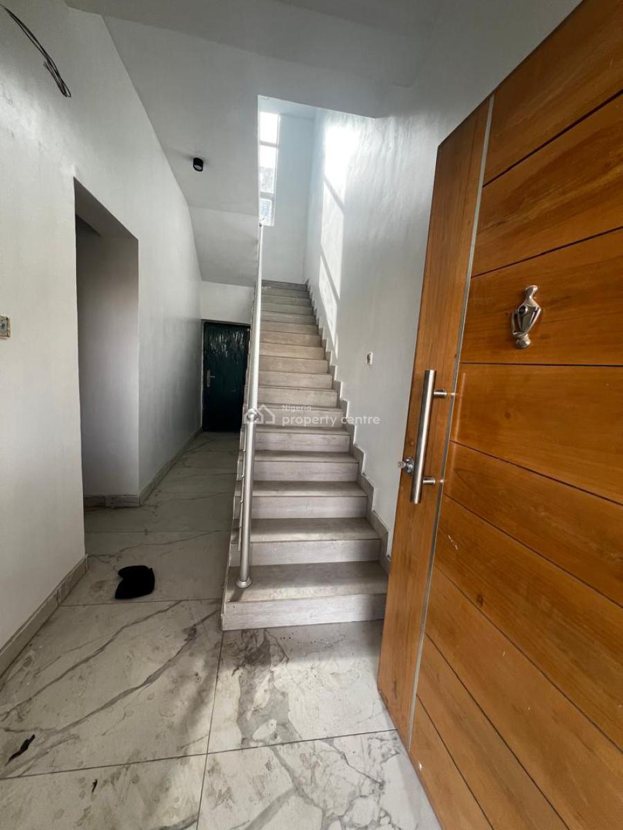 4 Bedroom Terrace with Bq -- Governors Consent, Salem Street, Ikate Elegushi, Lekki, Lagos, Terraced Duplex for Sale