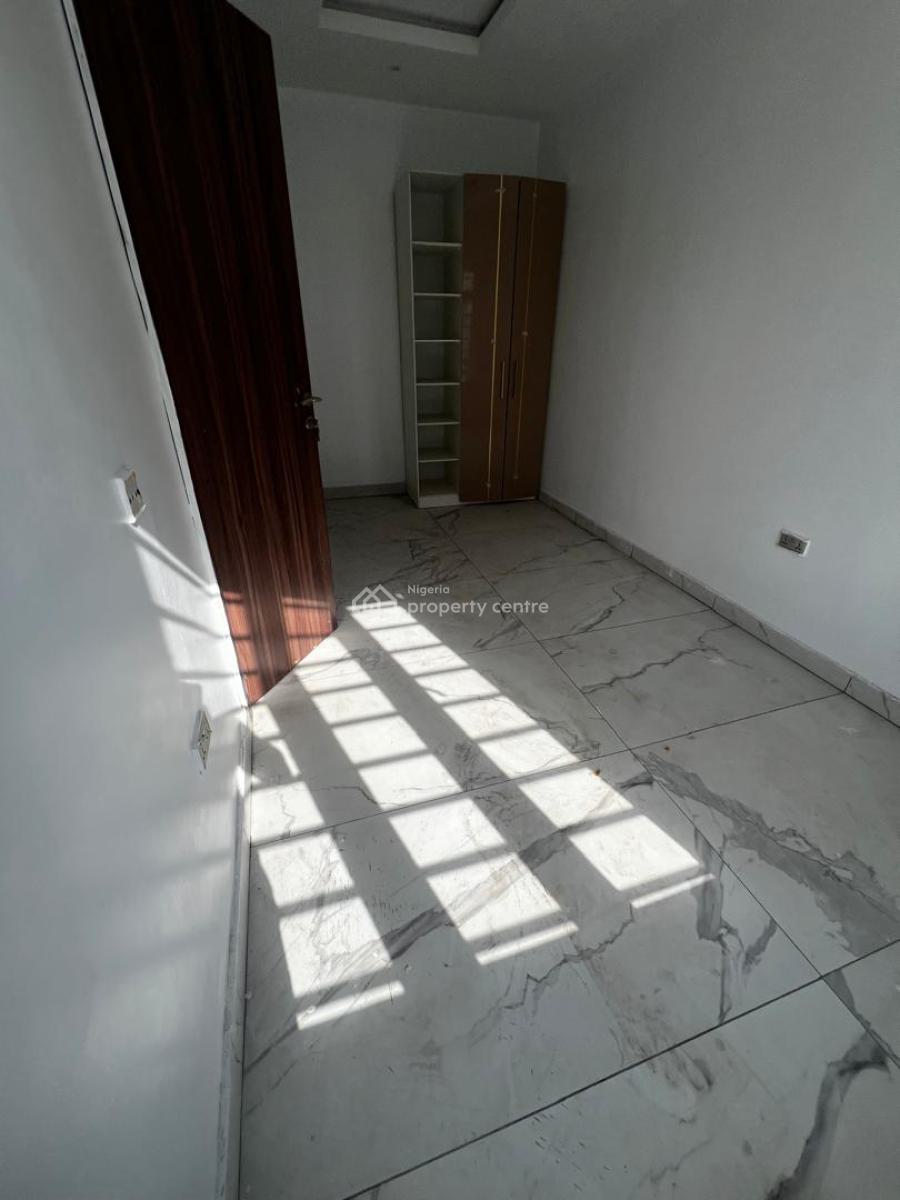 4 Bedroom Terrace with Bq -- Governors Consent, Salem Street, Ikate Elegushi, Lekki, Lagos, Terraced Duplex for Sale