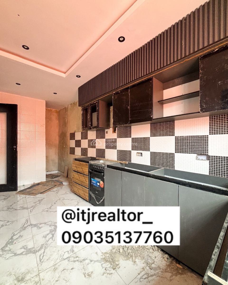 Lovely 2 Bedroom Apartment with Bq, Ikate, Ikate, Lekki, Lagos, Block of Flats for Sale