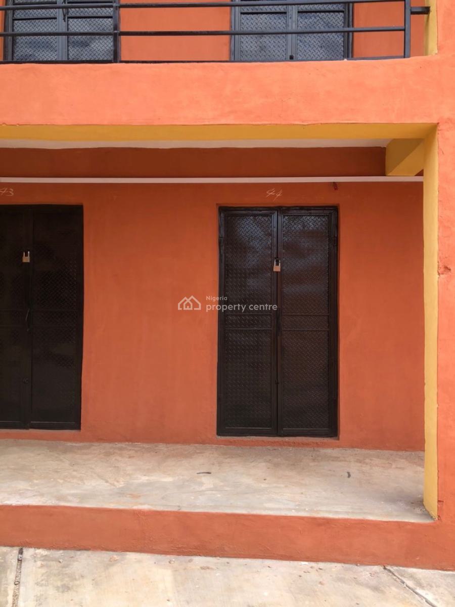 Shop Space, Mushin, Lagos, Commercial Property for Sale