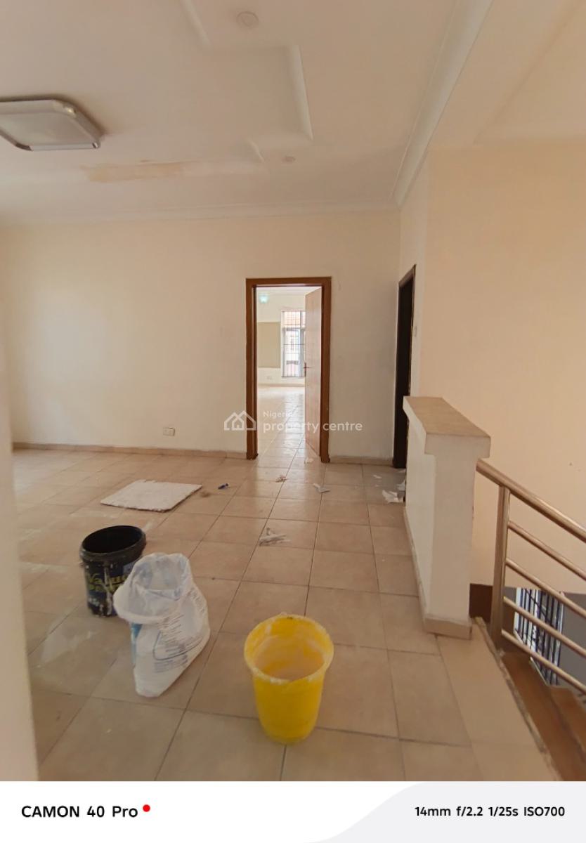 3 Bedroom Duplex for Commercial Use in Lekki, Lekki Right, Lekki Phase 1, Lekki, Lagos, Terraced Duplex for Rent