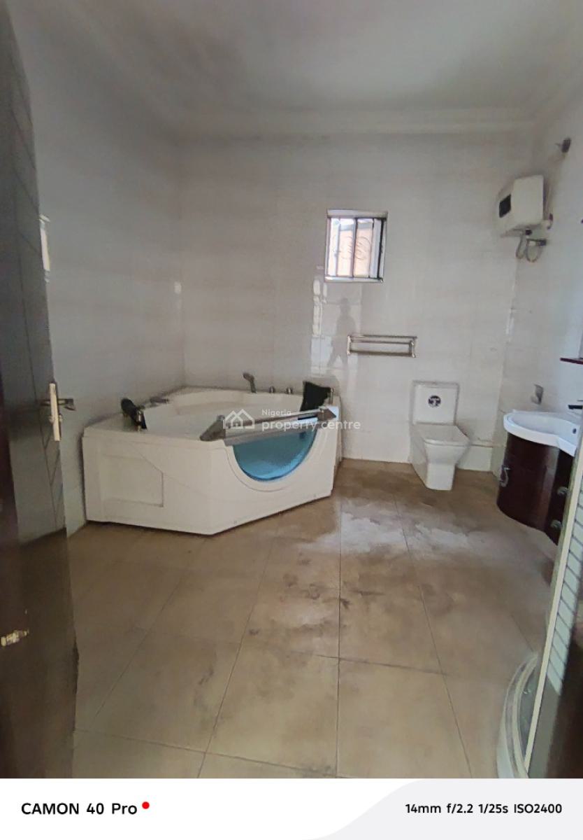 3 Bedroom Duplex for Commercial Use in Lekki, Lekki Right, Lekki Phase 1, Lekki, Lagos, Terraced Duplex for Rent