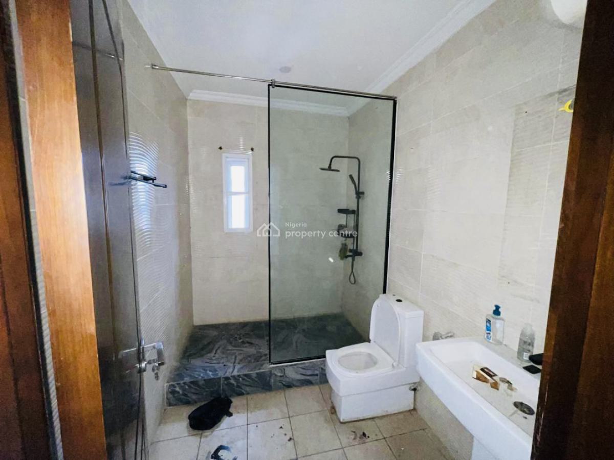 Distress Deal! Exquisite 4 Bedroom Terrace Duple  with Bq, Osapa, Lekki, Lagos, Terraced Duplex for Sale