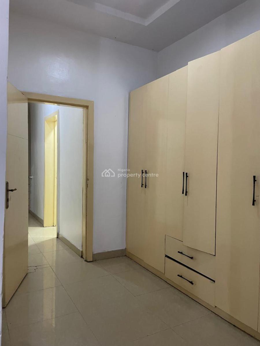 Well Maintained 4 Bedrooms Semi Detached with a Bq, Along Chevron Drive, Lekki, Lagos, Semi-detached Duplex for Rent