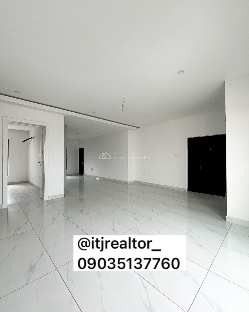 Lovely 3 Bedroom Apartment with Bq, Lekki Phase 1, Lekki Phase 1, Lekki, Lagos, Block of Flats for Sale