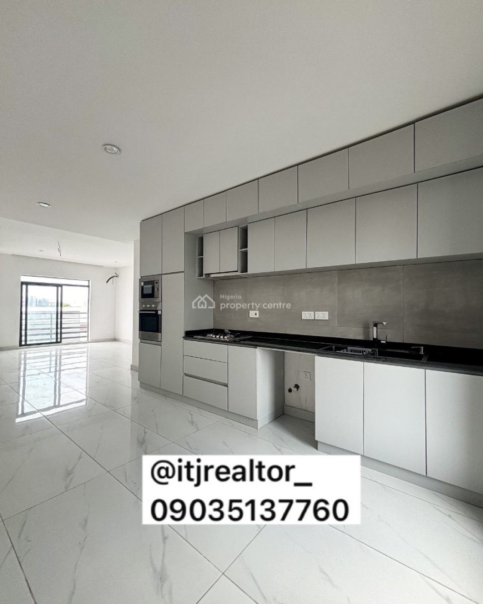 Lovely 3 Bedroom Apartment with Bq, Lekki Phase 1, Lekki Phase 1, Lekki, Lagos, Block of Flats for Sale