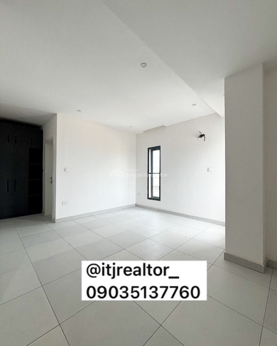 Lovely 3 Bedroom Apartment with Bq, Lekki Phase 1, Lekki Phase 1, Lekki, Lagos, Block of Flats for Sale