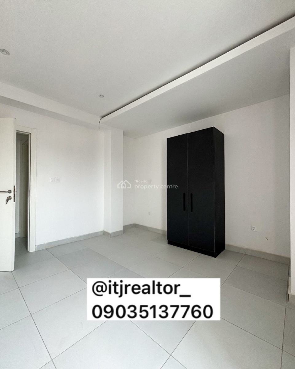 Lovely 3 Bedroom Apartment with Bq, Lekki Phase 1, Lekki Phase 1, Lekki, Lagos, Block of Flats for Sale