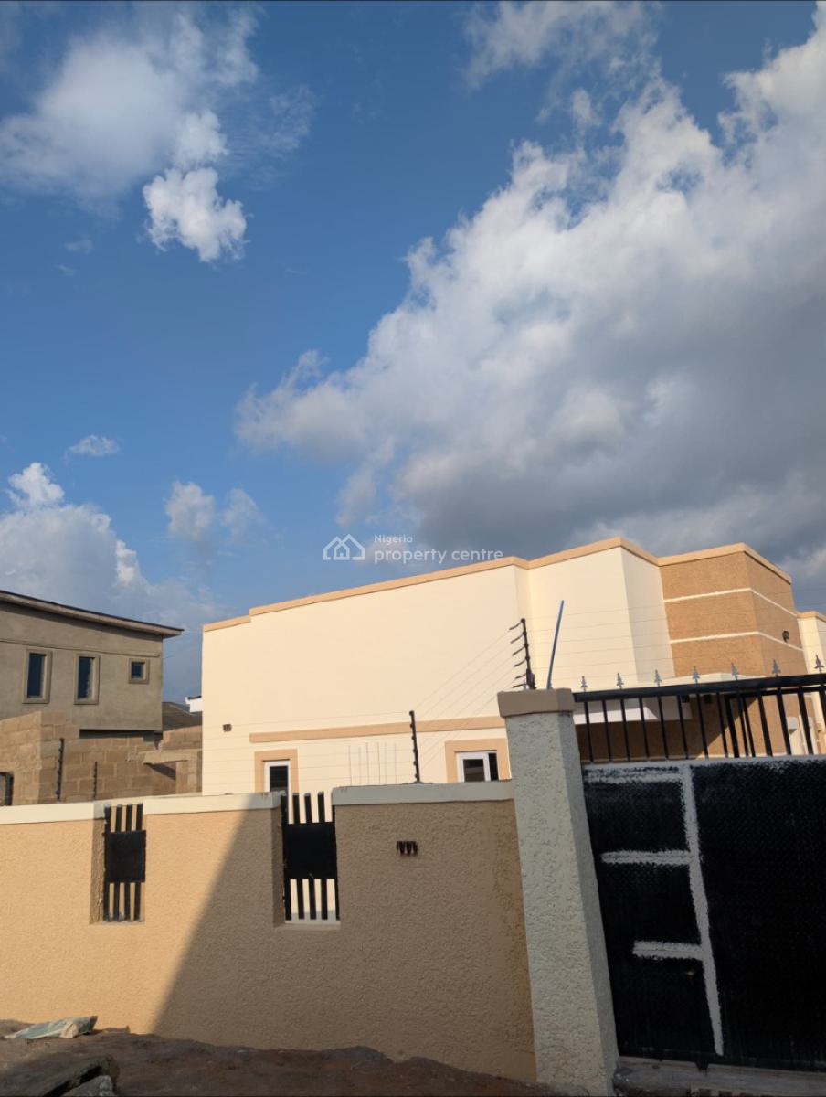 3 Bedroom Fully Detached Bungalow with a Room Bq, Obiwale Area, Ologuneru, Ibadan, Oyo, Detached Bungalow for Sale
