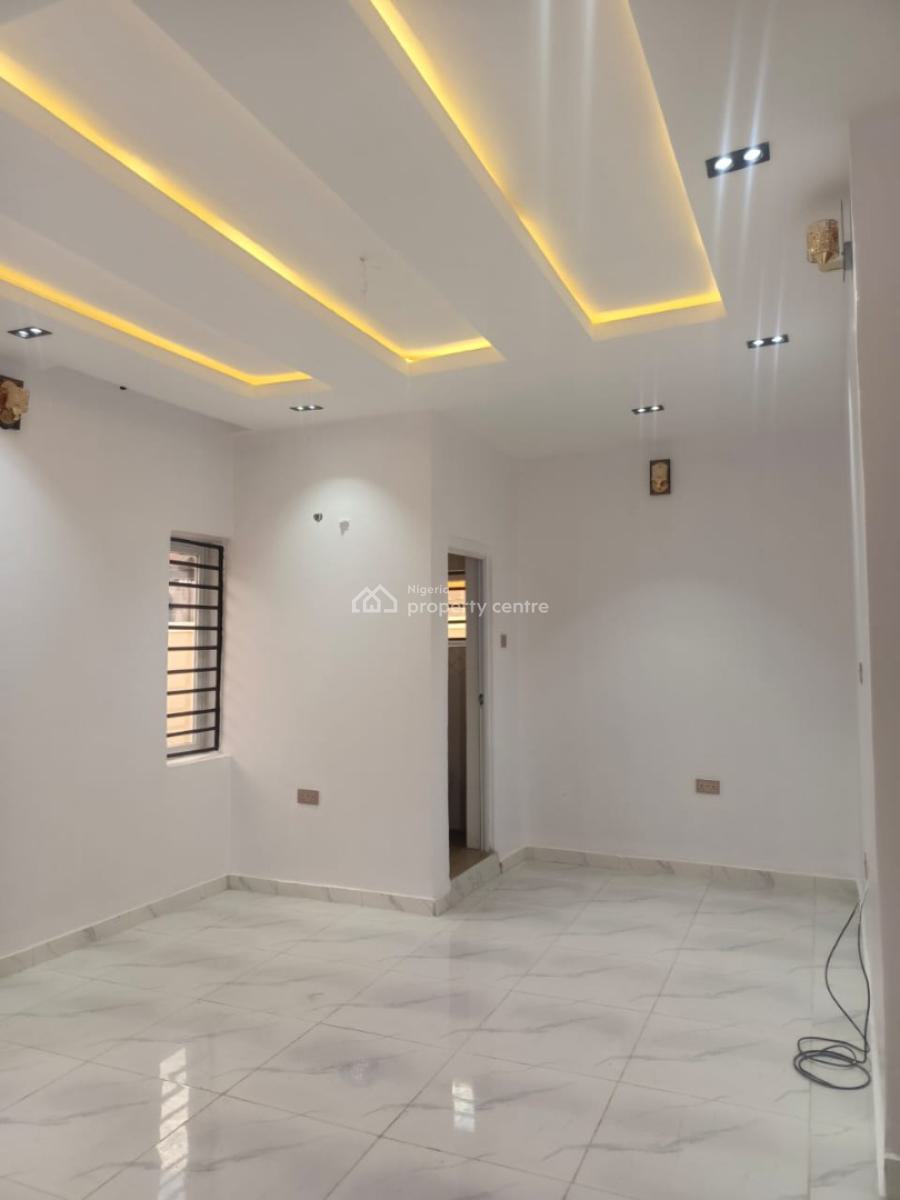 3 Bedroom Fully Detached Bungalow with a Room Bq, Obiwale Area, Ologuneru, Ibadan, Oyo, Detached Bungalow for Sale