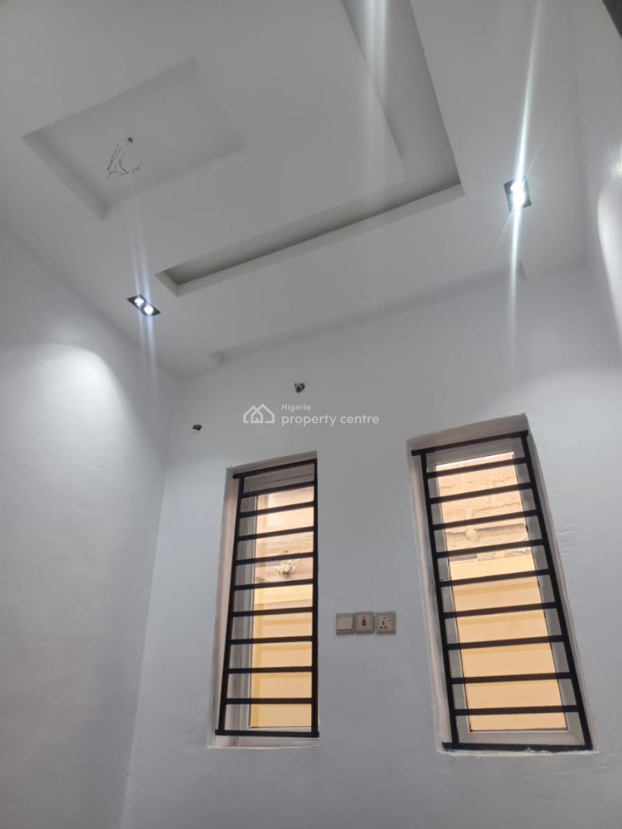 3 Bedroom Fully Detached Bungalow with a Room Bq, Obiwale Area, Ologuneru, Ibadan, Oyo, Detached Bungalow for Sale