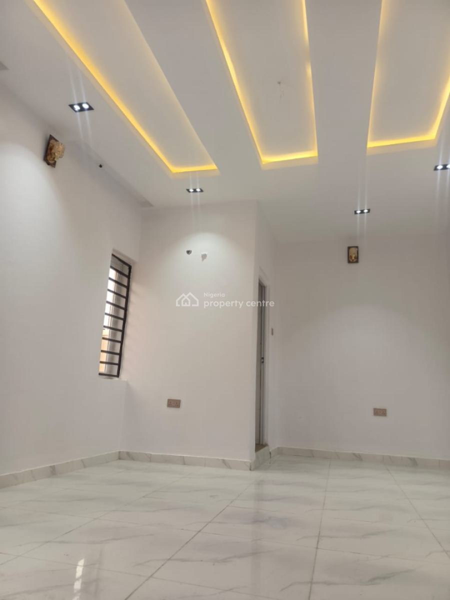 3 Bedroom Fully Detached Bungalow with a Room Bq, Obiwale Area, Ologuneru, Ibadan, Oyo, Detached Bungalow for Sale
