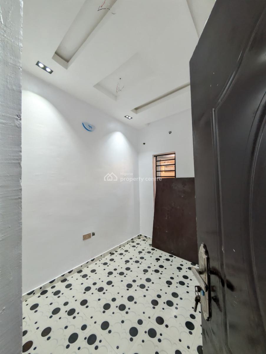 3 Bedroom Fully Detached Bungalow with a Room Bq, Obiwale Area, Ologuneru, Ibadan, Oyo, Detached Bungalow for Sale
