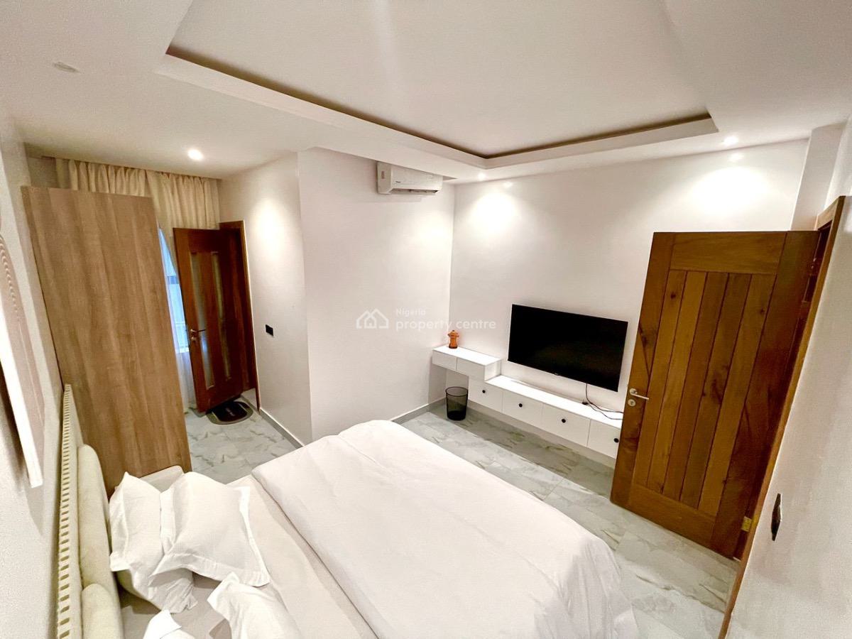 Brand New 2 Bedroom Maisonette with Ps5 and Swimming Pool, Lekki Phase 1, Lekki, Lagos, Flat / Apartment Short Let